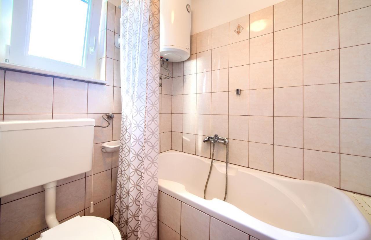 Apartment Drazana Krk Island Exterior photo